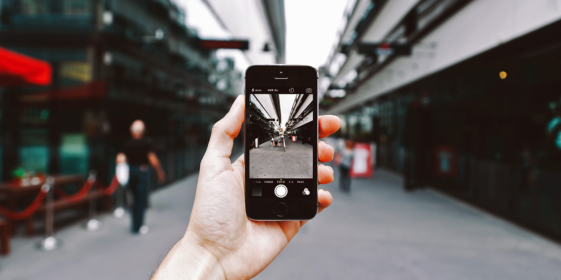 精致型三栏响应式结构,蓝色博客资讯网站zblog模板